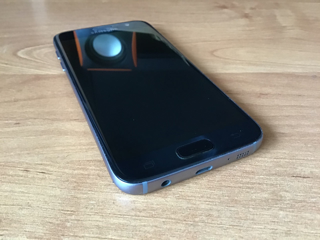 Galaxy S7  с проблемой 