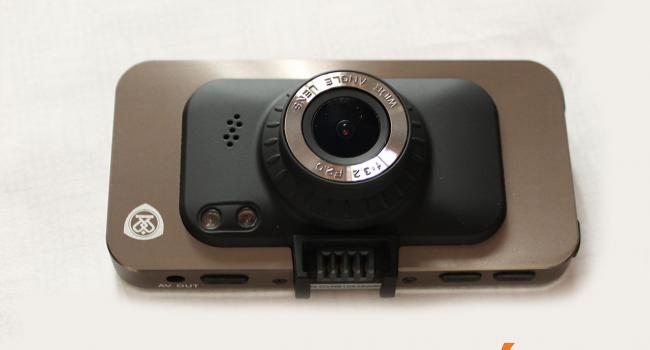 Обзор видеорегистратора Prestigio RoadRunner 560
